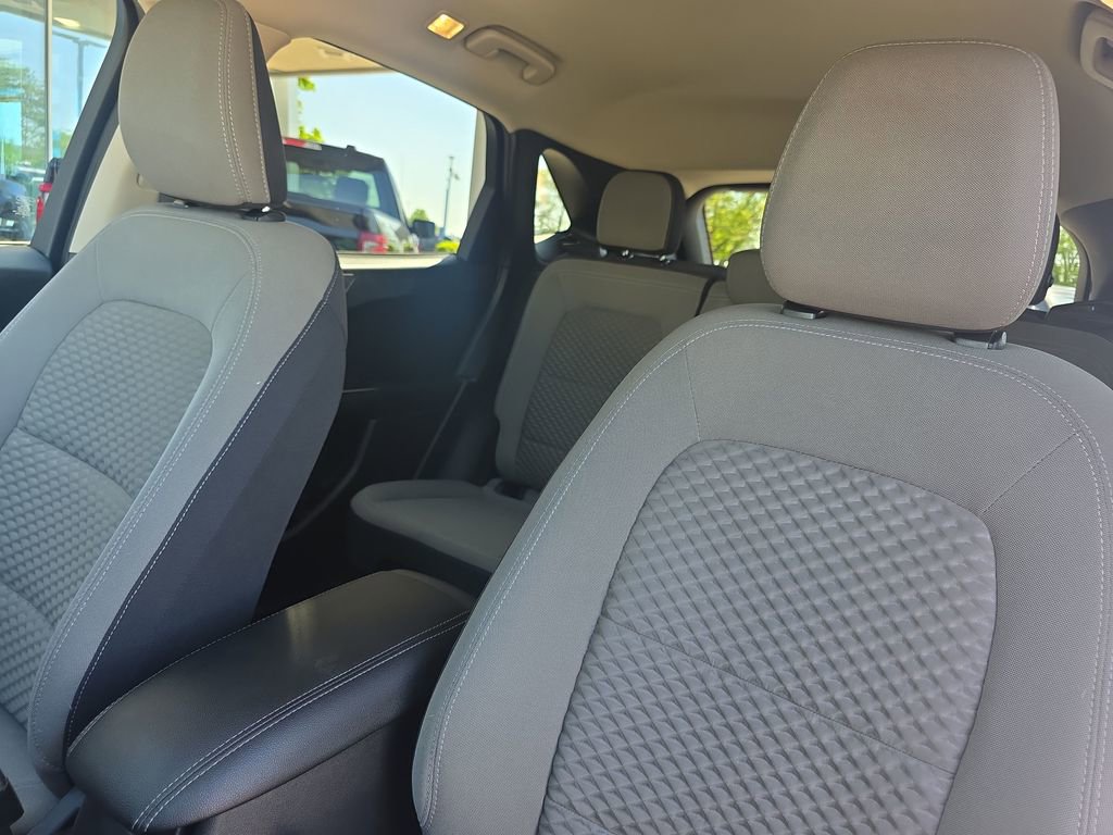 Certified 2020 Ford Escape SE FWD image 19