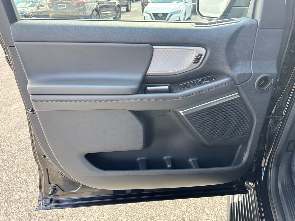 Certified 2025 Ford Expedition Max Active RWD image 13