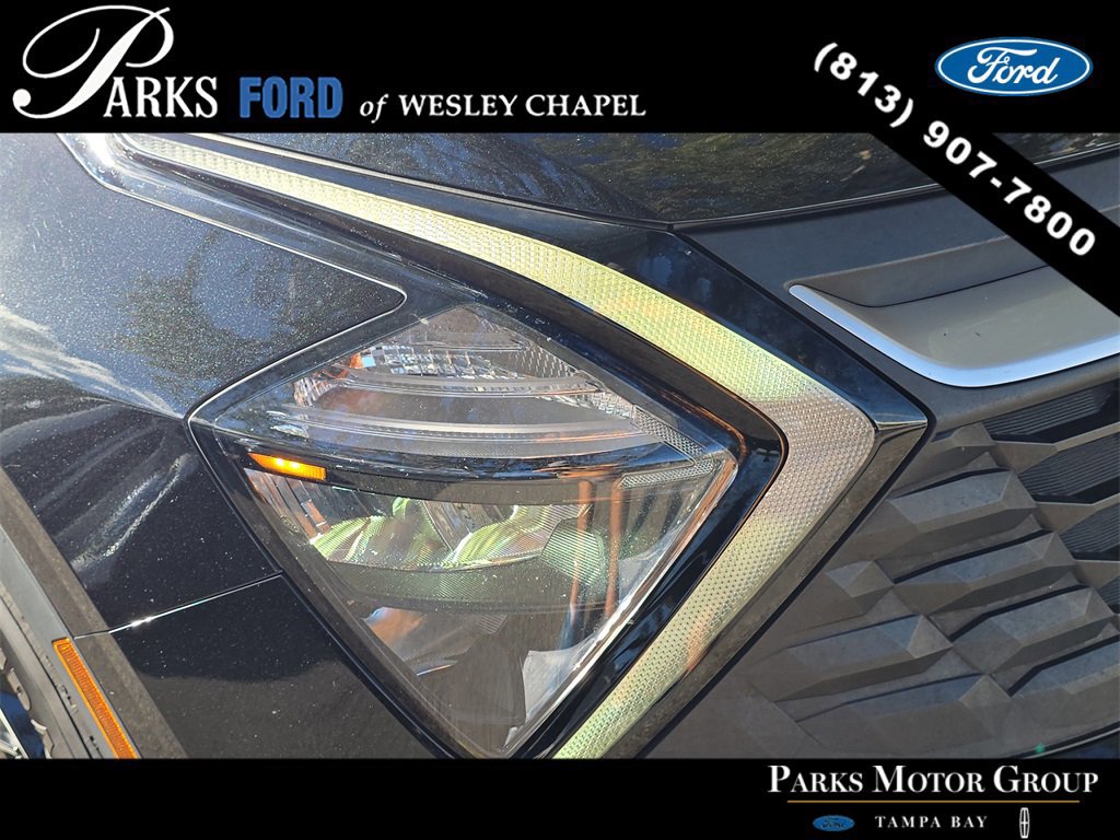 Used 2023 Kia Sportage LX image 7