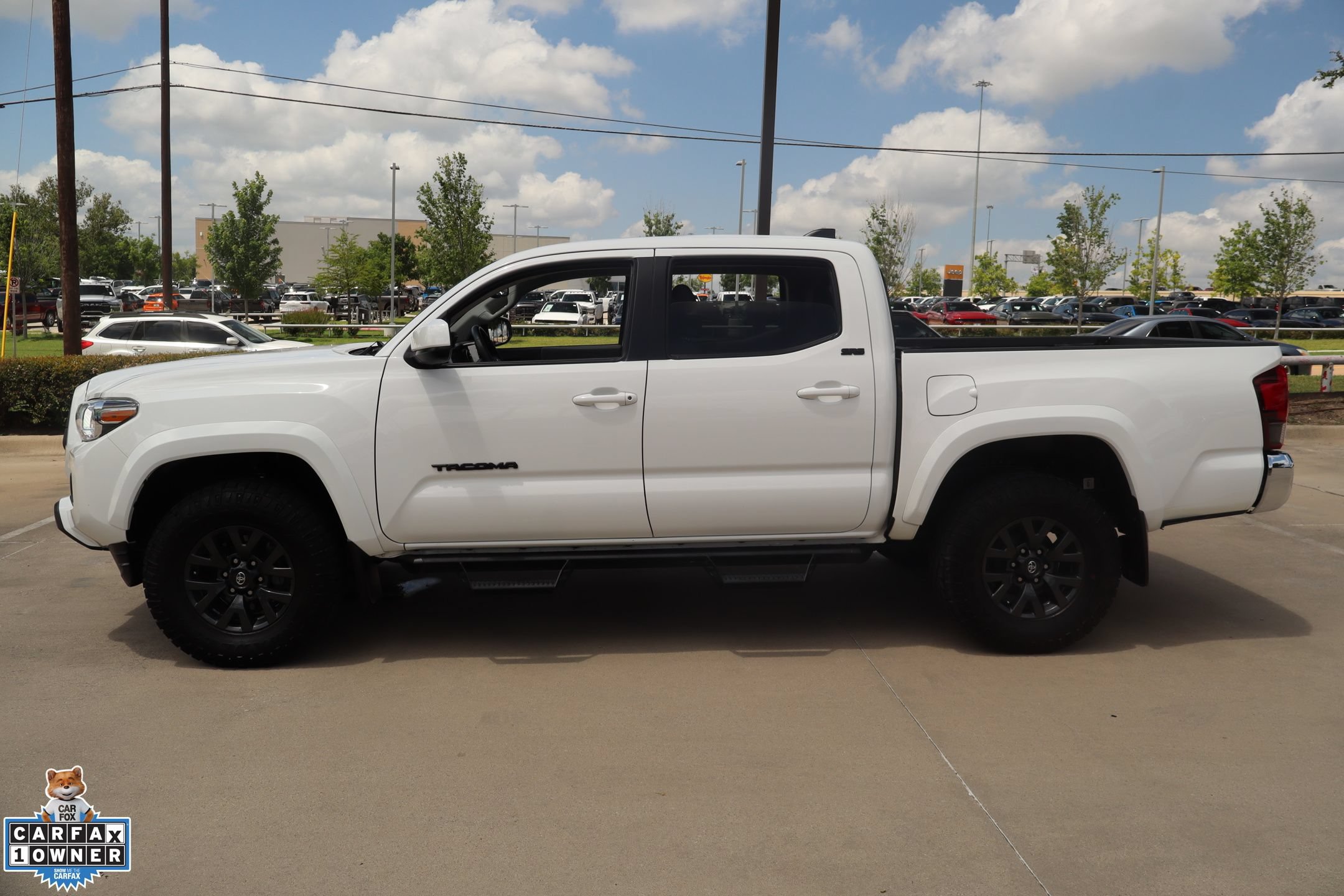 Used 2023 Toyota Tacoma SR5 RWD image 7