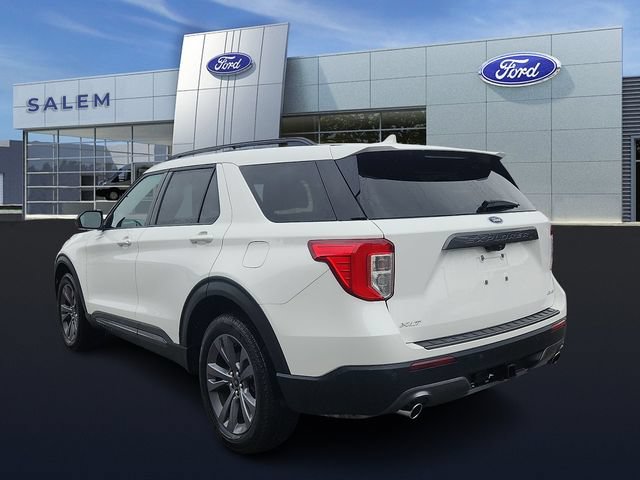 Certified 2022 Ford Explorer XLT w/ Equipment Group 202A AWD/4WD image 4