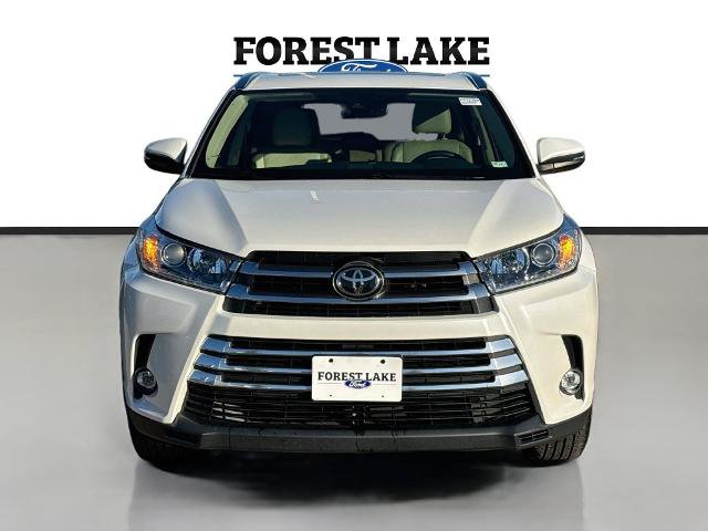 Used 2019 Toyota Highlander Limited AWD/4WD image 2