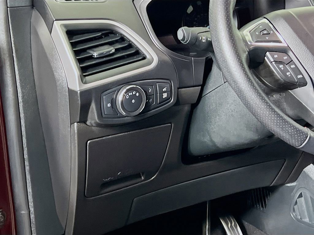 Certified 2022 Ford Edge ST-Line image 12