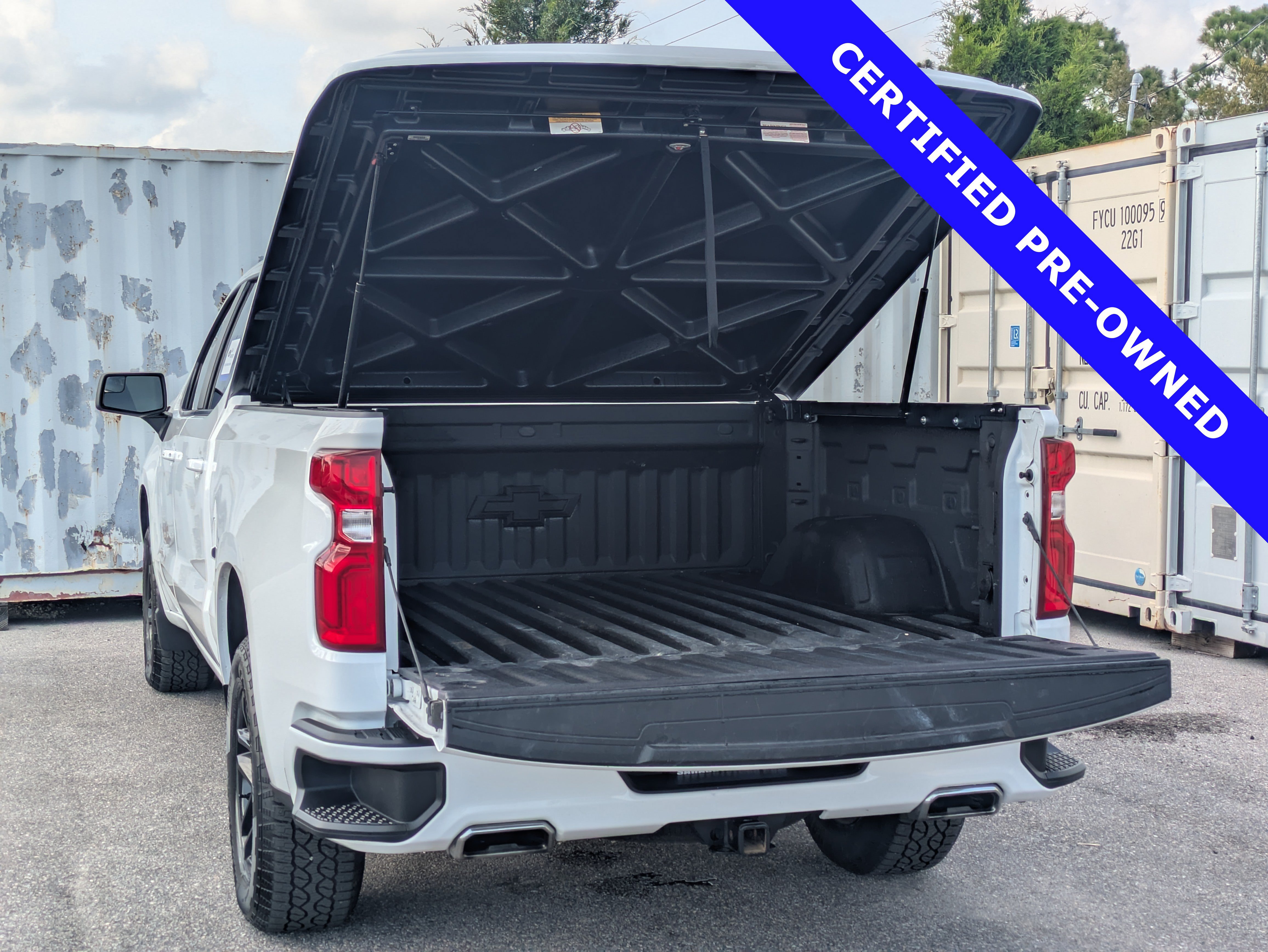 Used 2025 Chevrolet Silverado 1500 RST AWD/4WD image 14