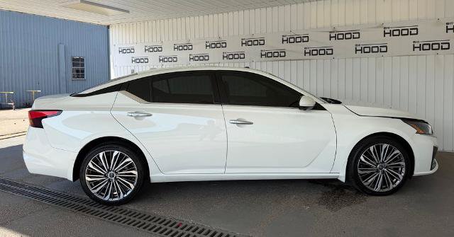 Used 2023 Nissan Altima 2.5 SL AWD/4WD image 23
