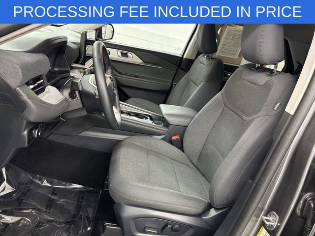 Certified 2025 Ford Explorer Active AWD/4WD image 13