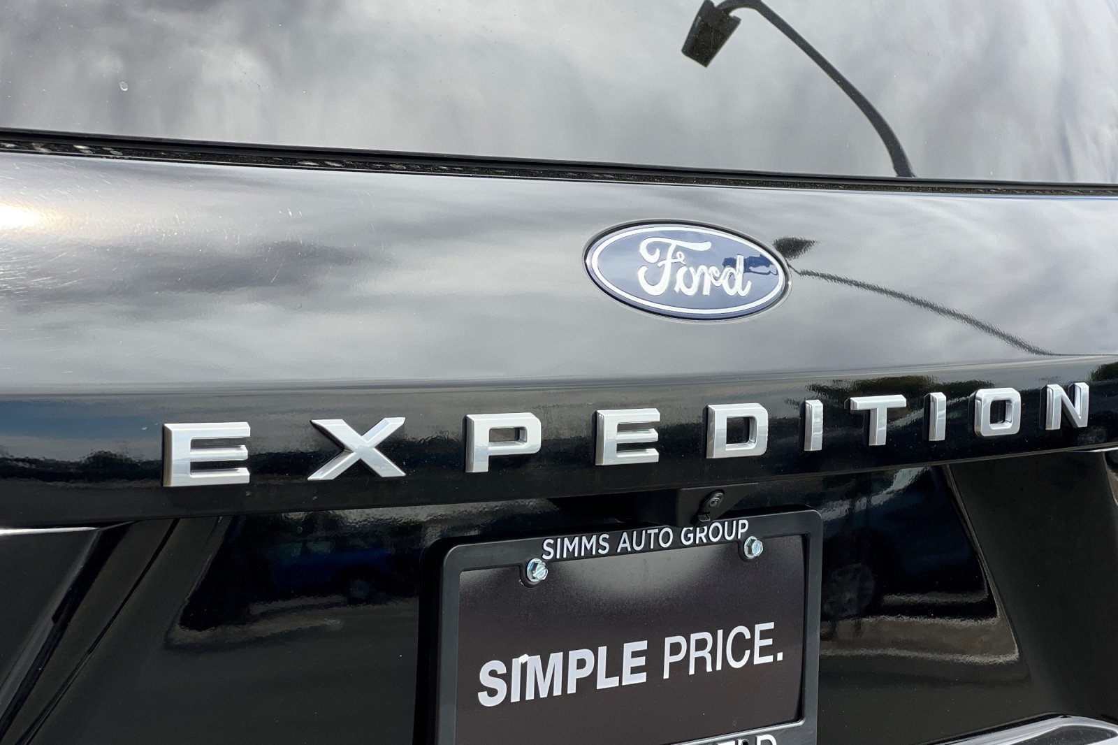 Certified 2025 Ford Expedition Active AWD/4WD image 28