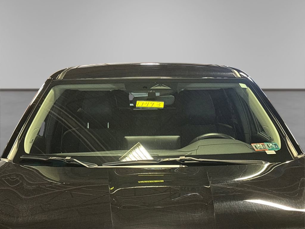 Used 2025 Mitsubishi Outlander SE image 16