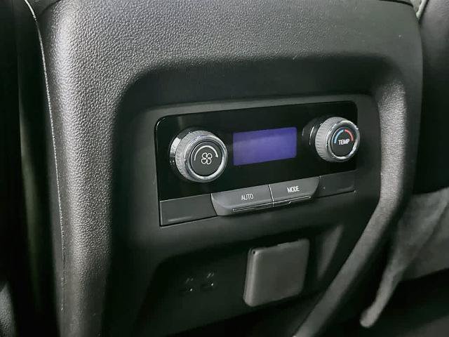 Used 2026 Chevrolet Traverse LT w/ Midnight/Sport Edition FWD image 13