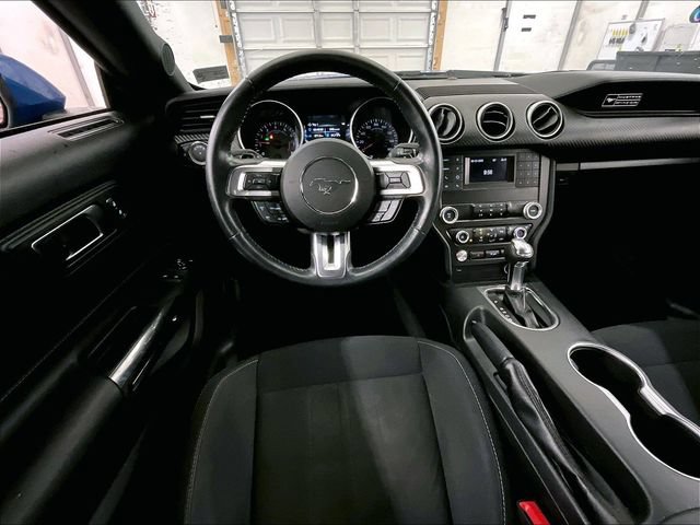 Certified 2020 Ford Mustang Coupe RWD image 5
