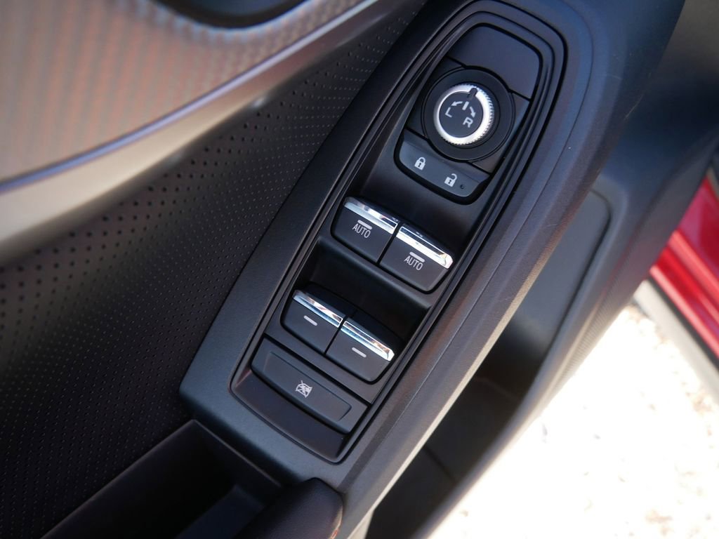 Used 2022 Subaru Crosstrek 2.5i Limited w/ Popular Package #4 image 12