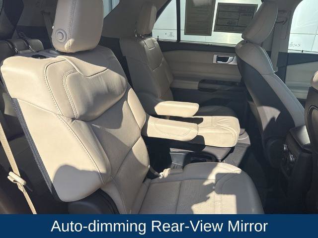 Certified 2020 Ford Explorer Platinum w/ Premium Technology Package image 30