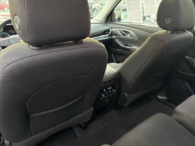Used 2020 Chevrolet Traverse LS image 11