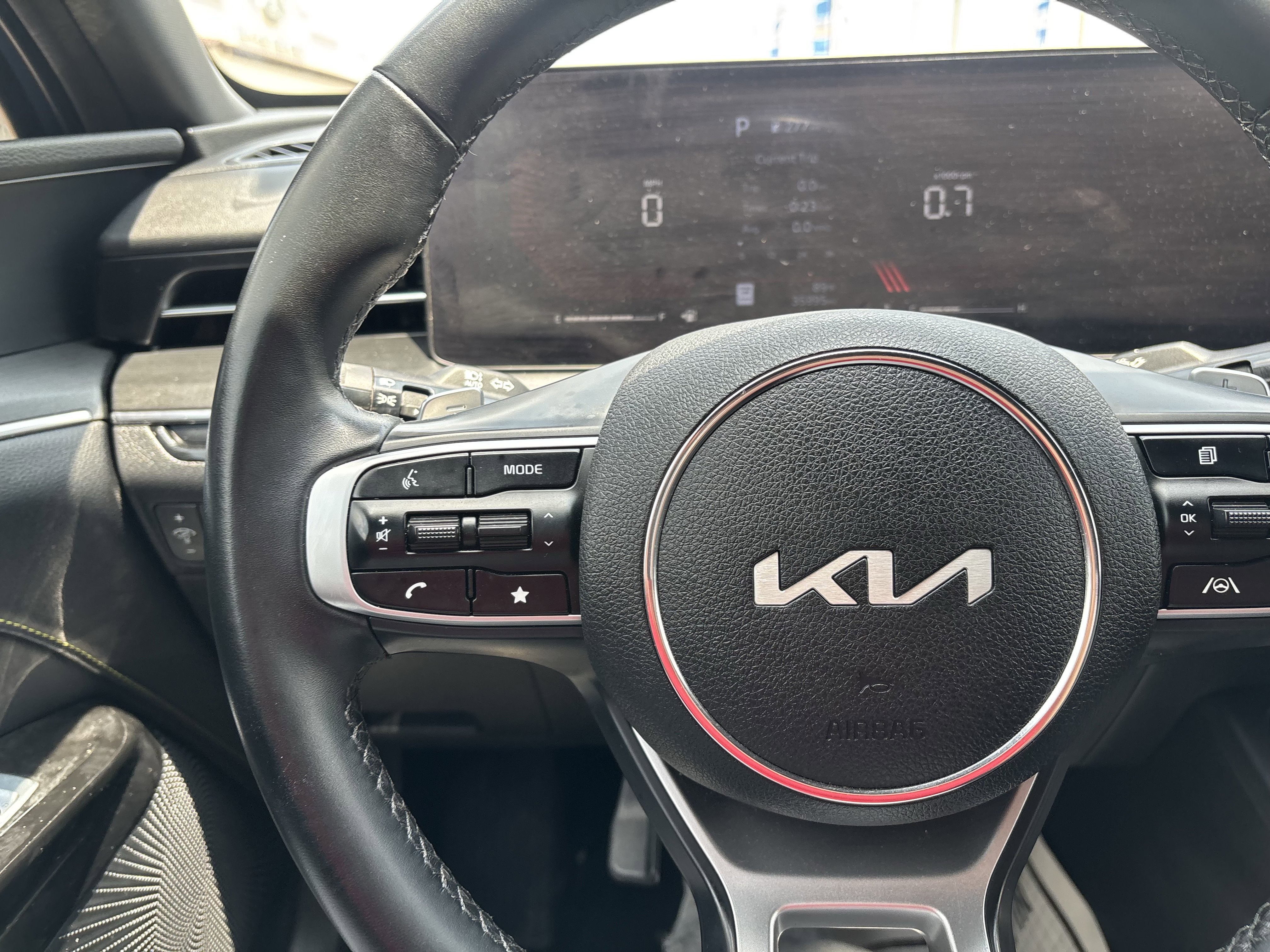 Used 2025 Kia K5 GT FWD image 29