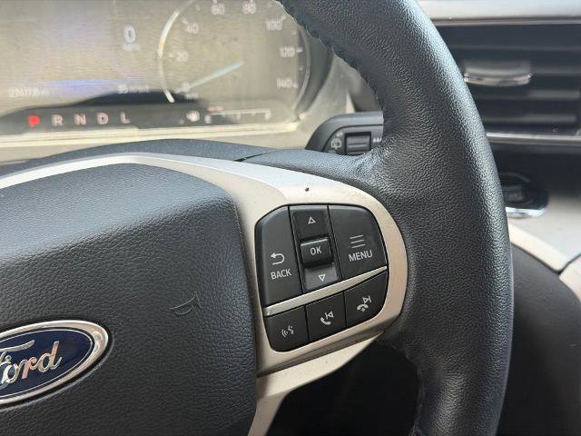 Certified 2022 Ford Explorer XLT w/ Equipment Group 202A AWD/4WD image 18