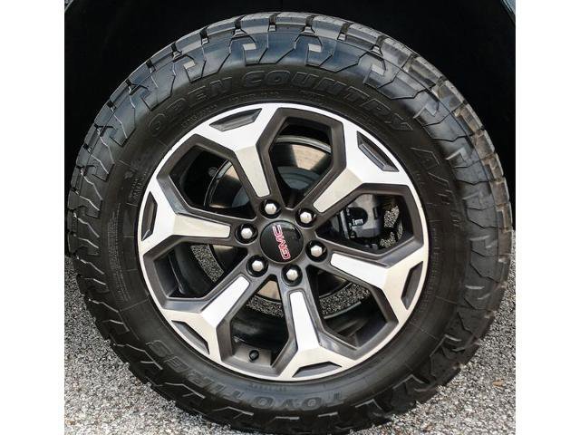 Used 2025 GMC Yukon AT4 Ultimate image 7