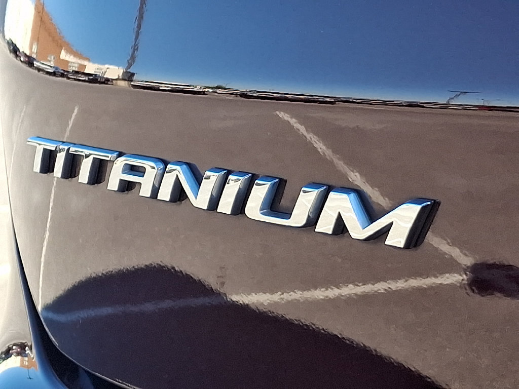 Certified 2024 Ford Edge Titanium w/ Titanium Elite Package AWD/4WD image 32