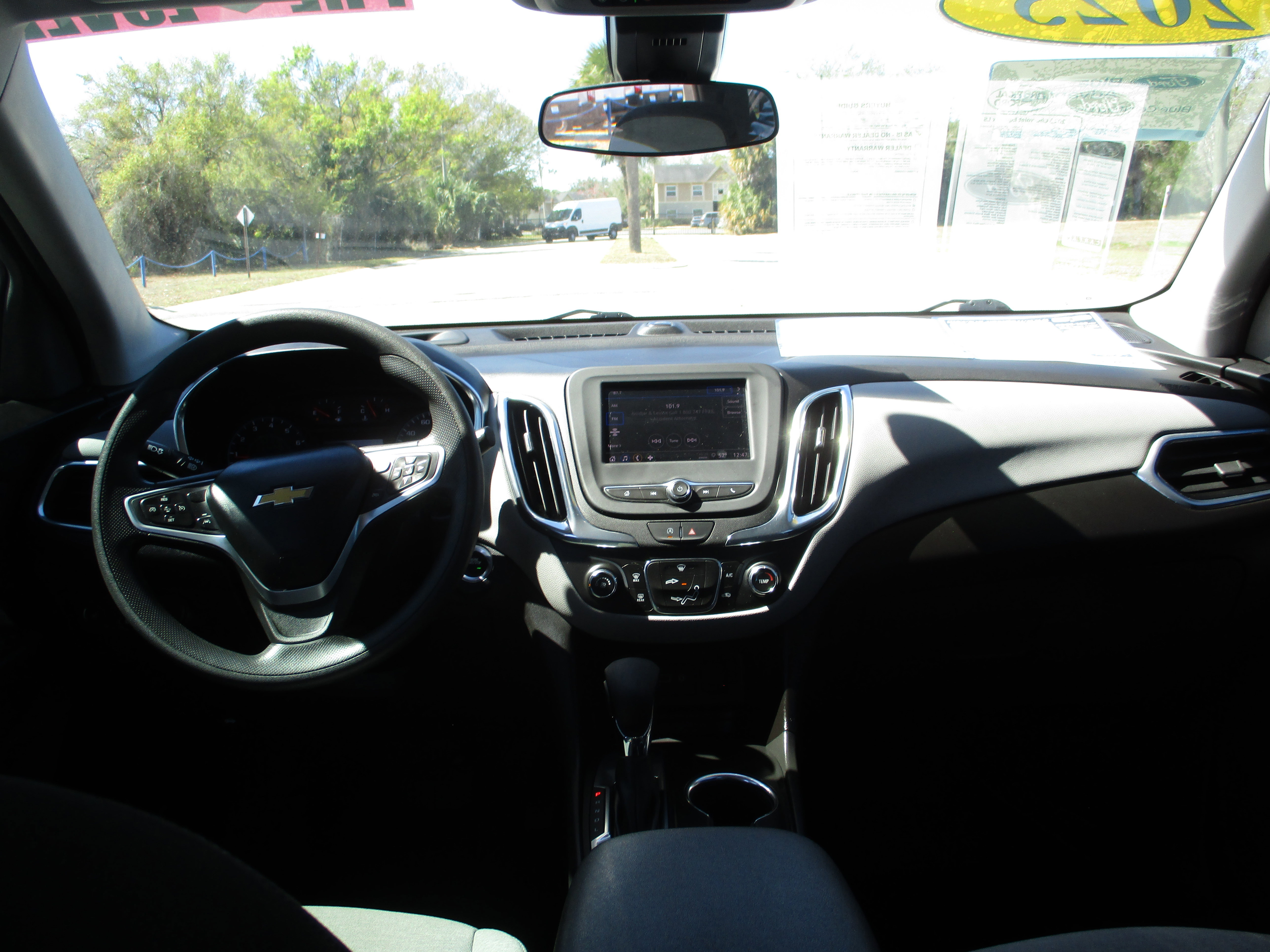 Used 2023 Chevrolet Equinox LS w/ Midnight Edition image 14