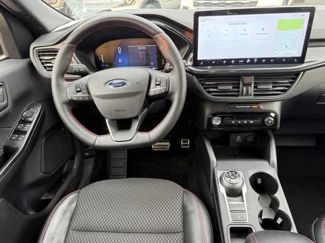 Certified 2024 Ford Escape ST-Line w/ Tech Pack #1 AWD/4WD image 9