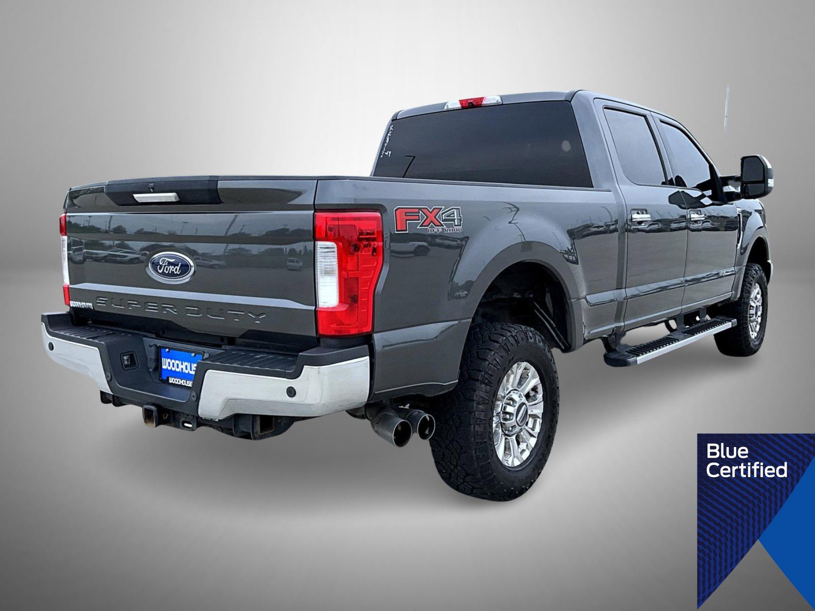Certified 2019 Ford F250 XLT w/ XLT Premium Package AWD/4WD image 5