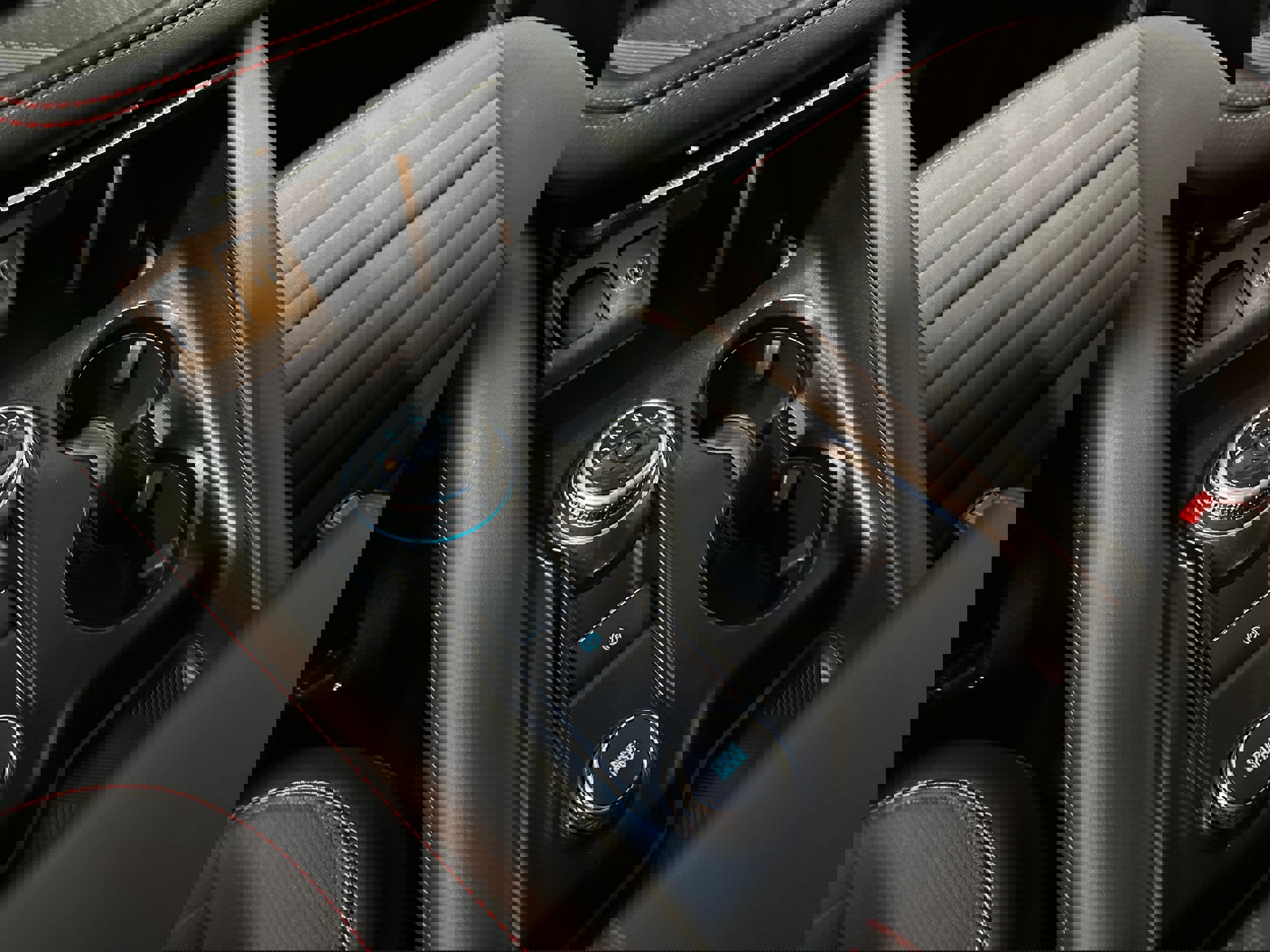 Certified 2025 Ford Explorer ST-Line image 25