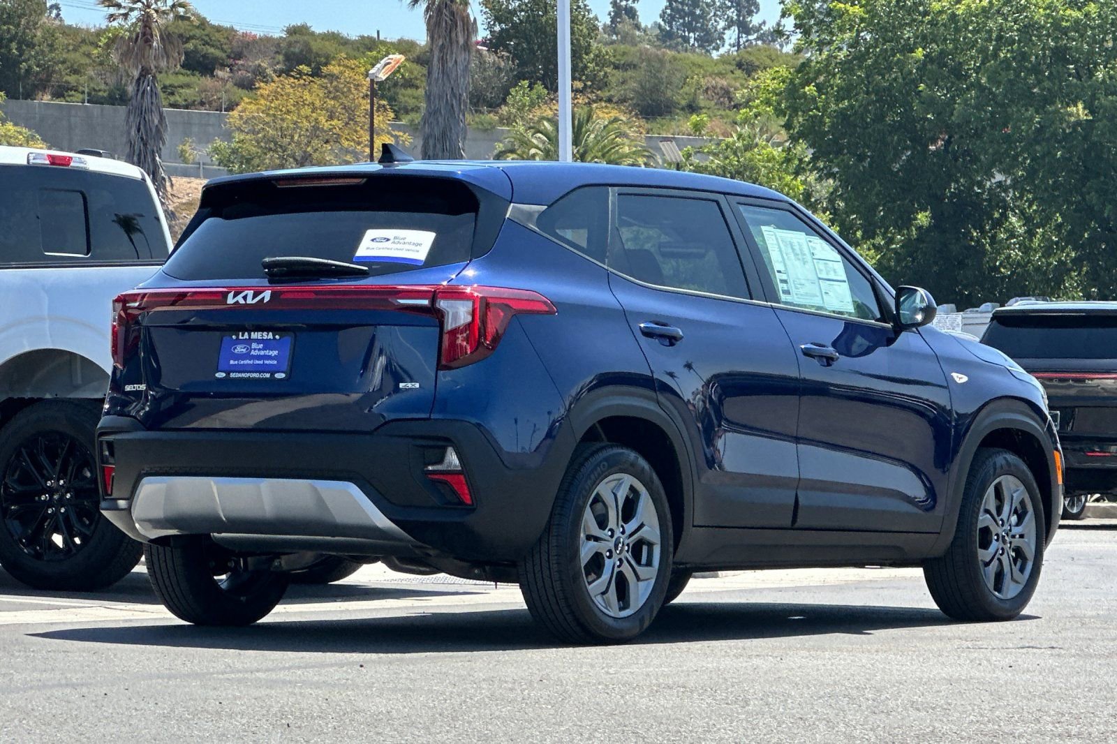 Used 2026 Kia Seltos LX AWD/4WD image 3