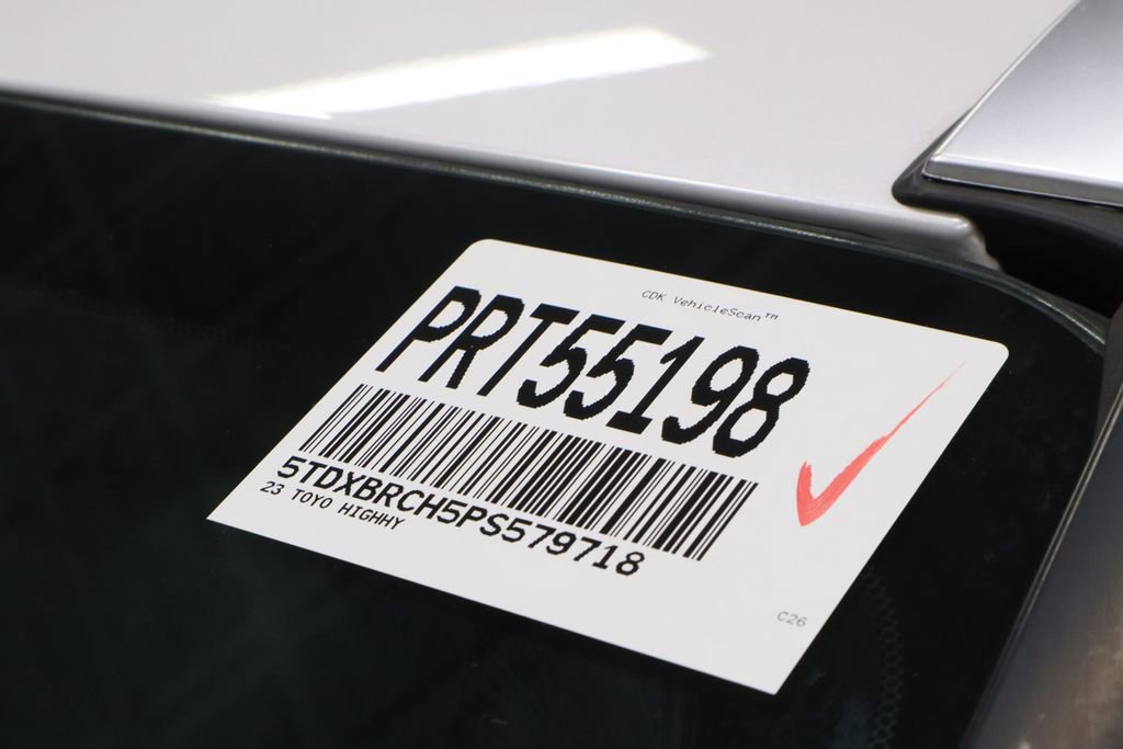 Used 2023 Toyota Highlander Limited image 36