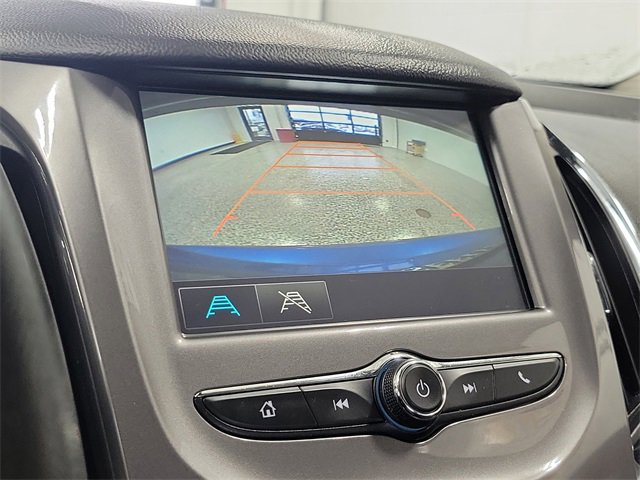 Used 2017 Chevrolet Cruze LT w/ Convenience Package image 18