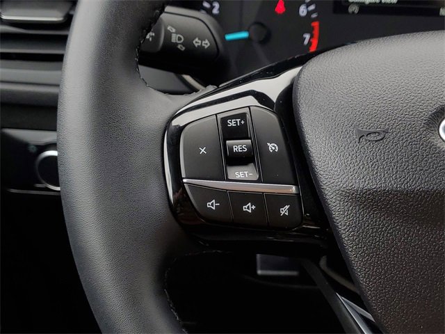 Certified 2022 Ford Escape SE w/ Cold Weather Package image 17