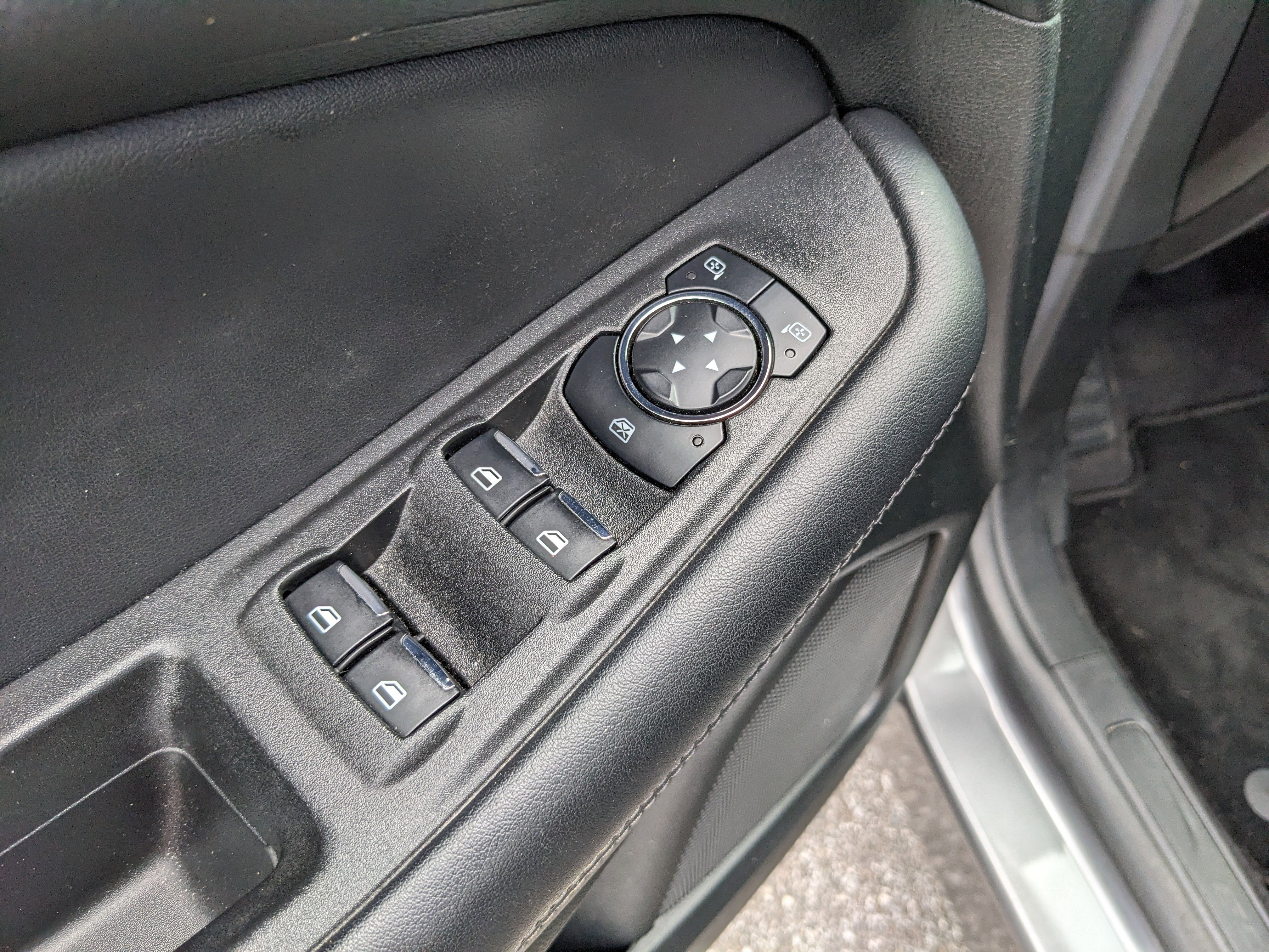 Certified 2023 Ford Edge SEL w/ Convenience Package image 21