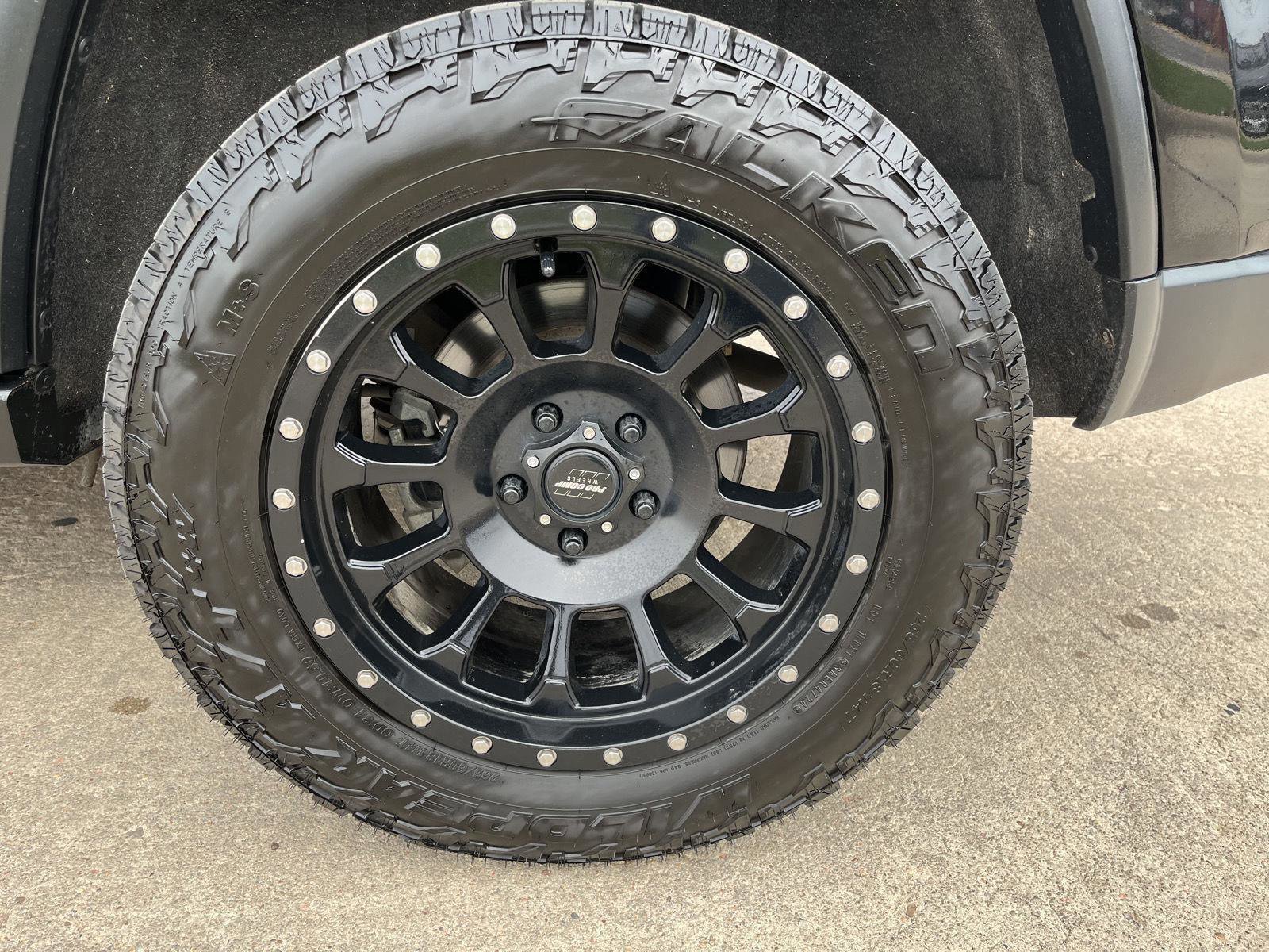 Used 2018 Jeep Grand Cherokee Trailhawk w/ Trailhawk Luxury Group image 9