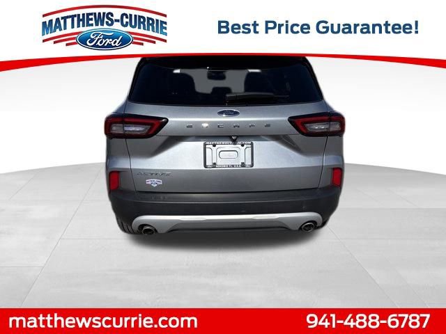 Certified 2024 Ford Escape Active image 3