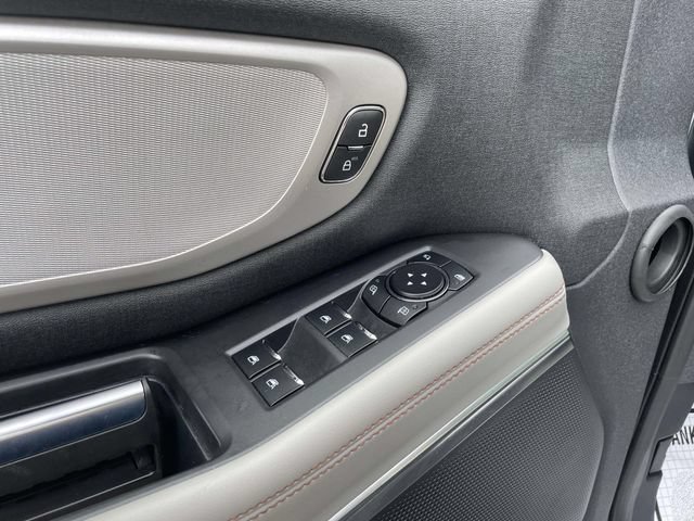 Certified 2025 Ford Expedition Active AWD/4WD image 19