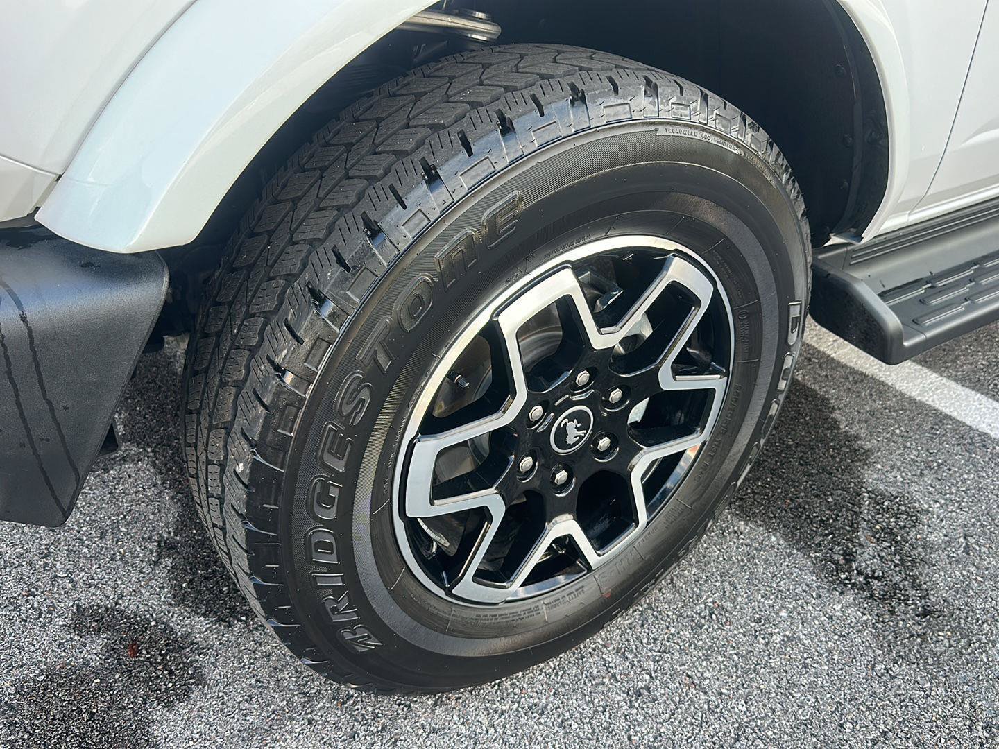 Certified 2025 Ford Bronco Outer Banks AWD/4WD image 9