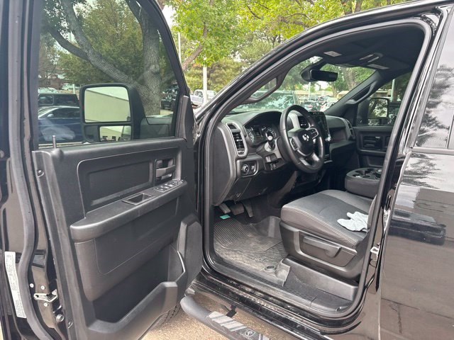 Used 2024 RAM 2500 Tradesman w/ Chrome Appearance Group AWD/4WD image 27