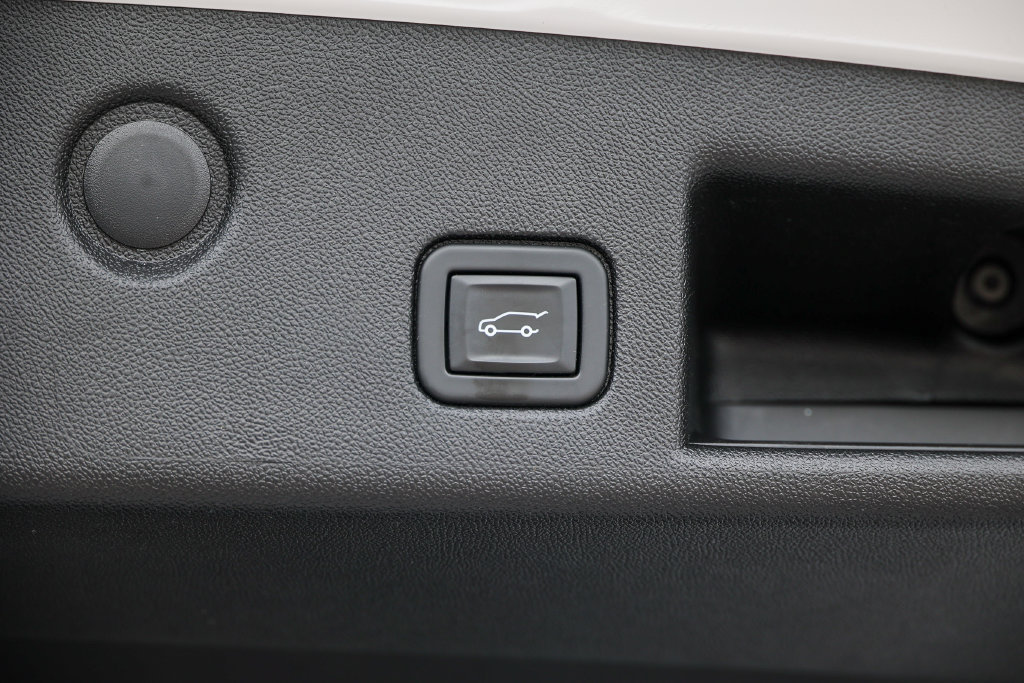 Used 2022 Chevrolet Equinox LT FWD image 42
