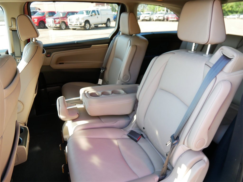 Used 2023 Honda Odyssey Elite image 11