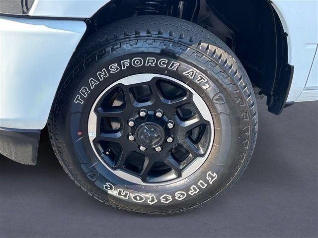 Used 2026 RAM 2500 Laramie AWD/4WD image 13