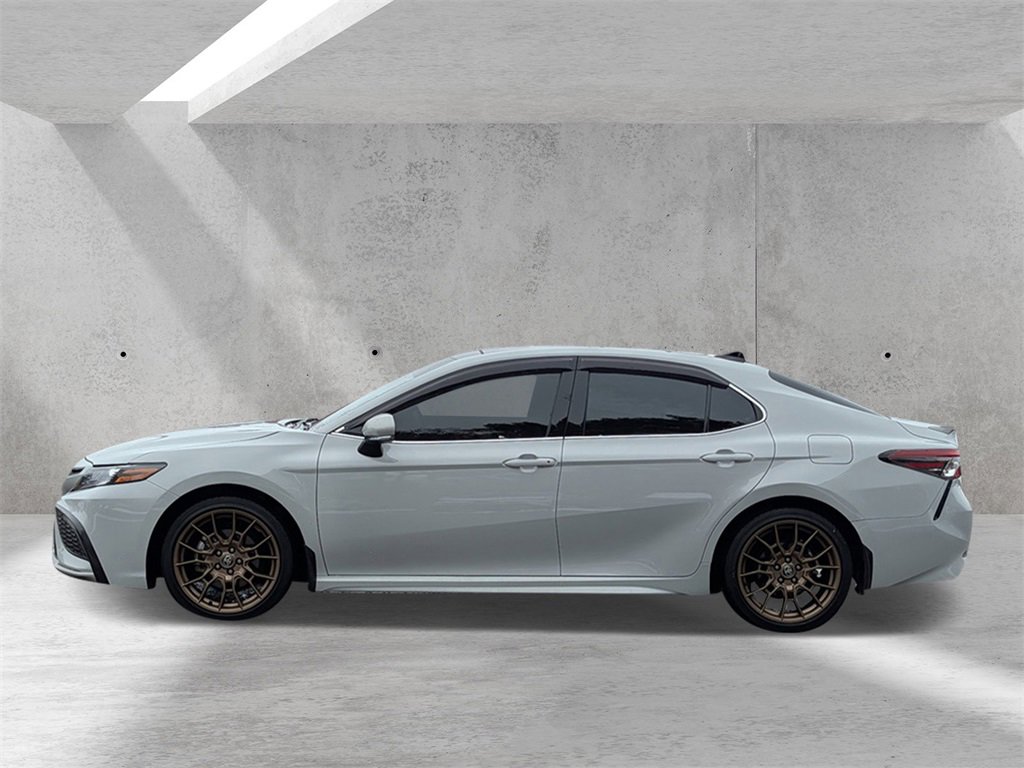 Used 2024 Toyota Camry XSE w/ Cold Weather Package image 5