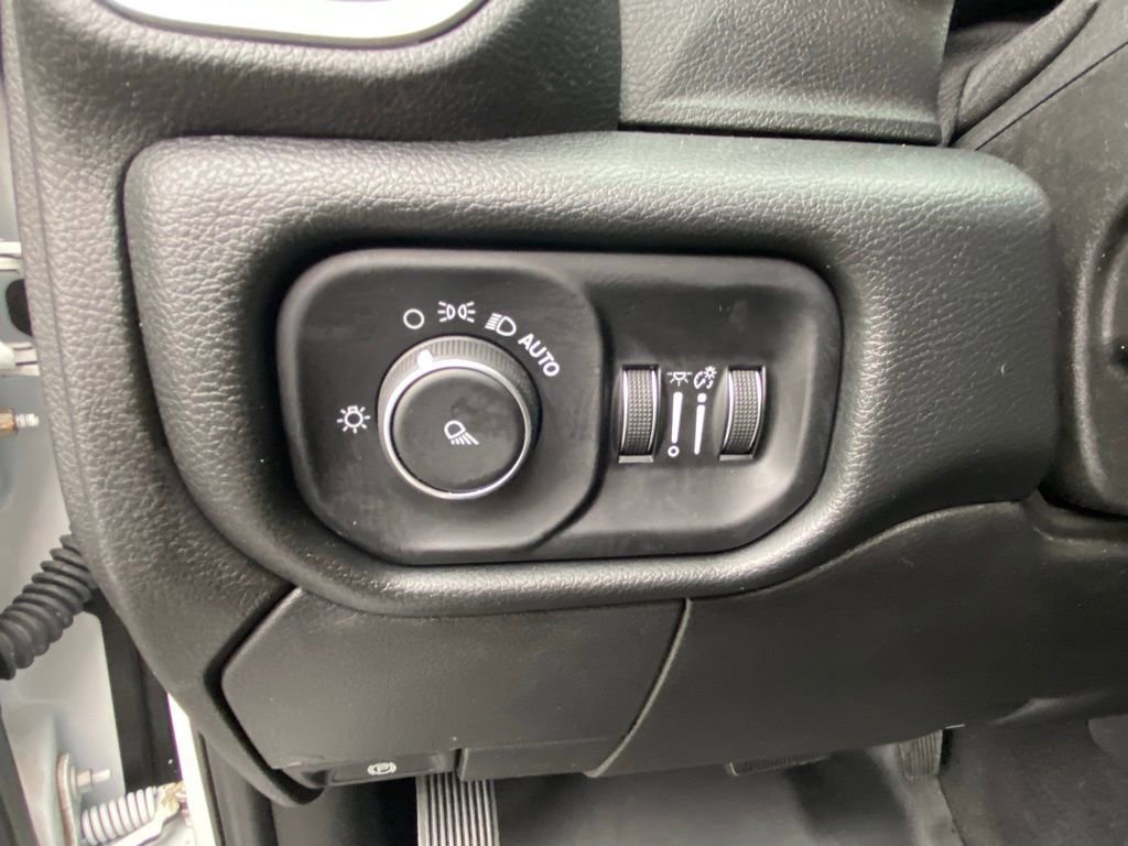 Used 2019 RAM 2500 Big Horn AWD/4WD image 12