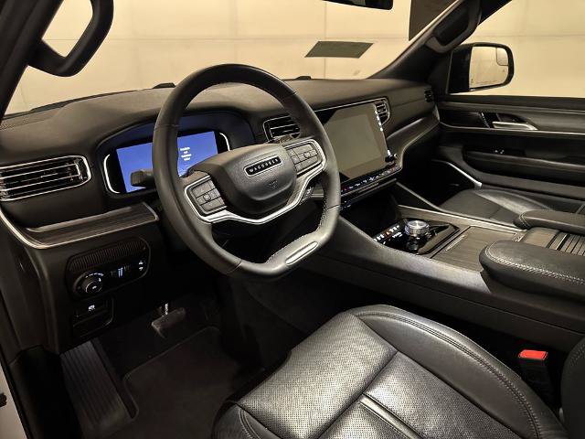 Used 2024 Jeep Wagoneer L Series II w/ Flexible Seating Group RWD image 6