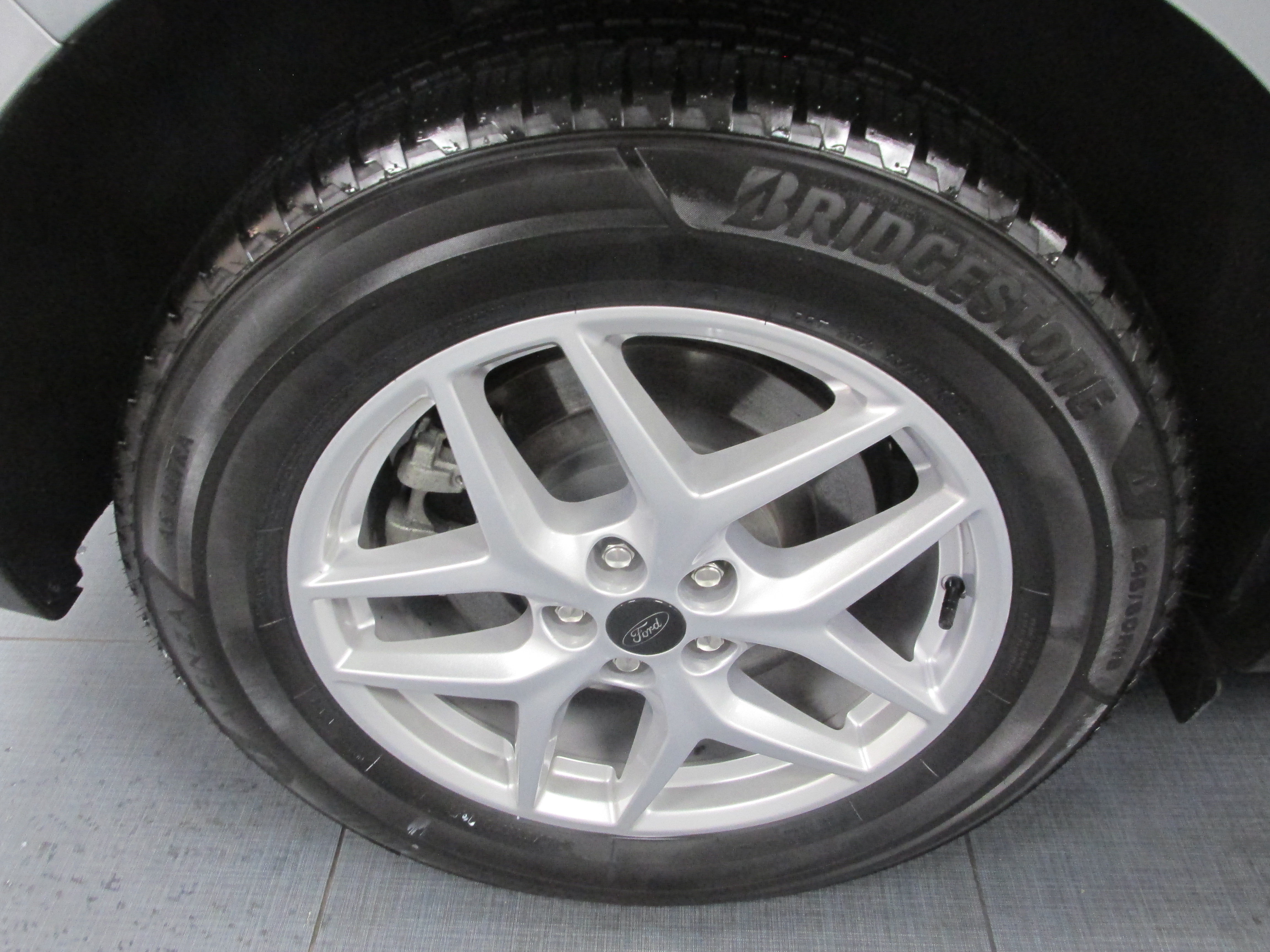 Certified 2024 Ford Edge SEL AWD/4WD image 16