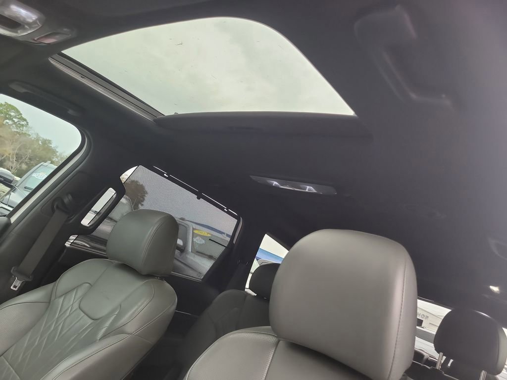 Used 2023 Kia Telluride SX X-Line image 18