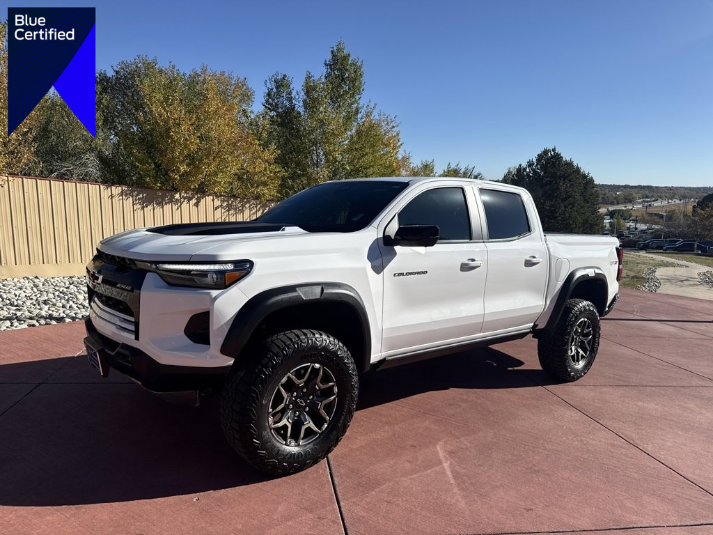 Used 2023 Chevrolet Colorado ZR2 w/ ZR2 Convenience Package III image 1