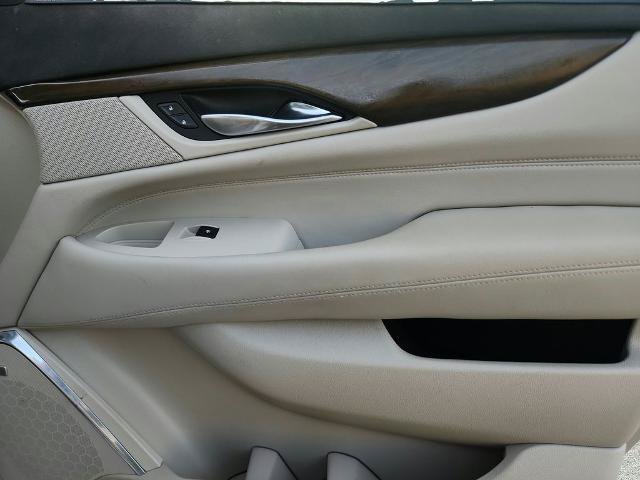 Used 2020 Cadillac Escalade ESV Luxury RWD image 27