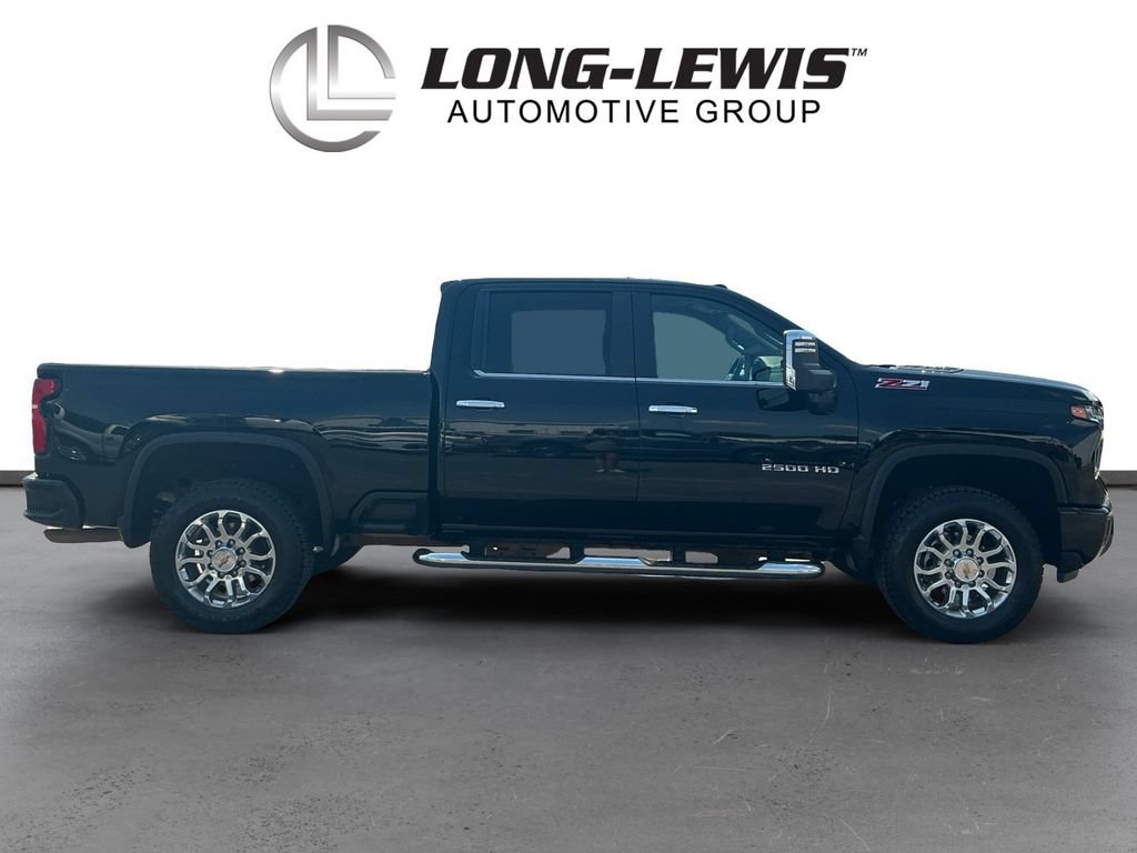 Used 2025 Chevrolet Silverado 2500 LT w/ Z71 Chrome Sport Edition AWD/4WD image 8