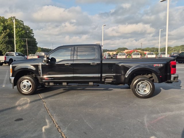 Certified 2023 Ford F350 XLT w/ 360-Degree Camera Package AWD/4WD image 4