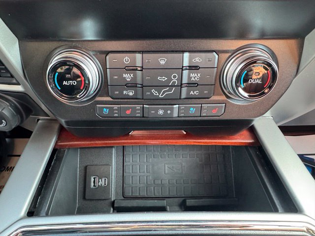 Certified 2020 Ford F350 4x4 Crew Cab Super Duty image 16
