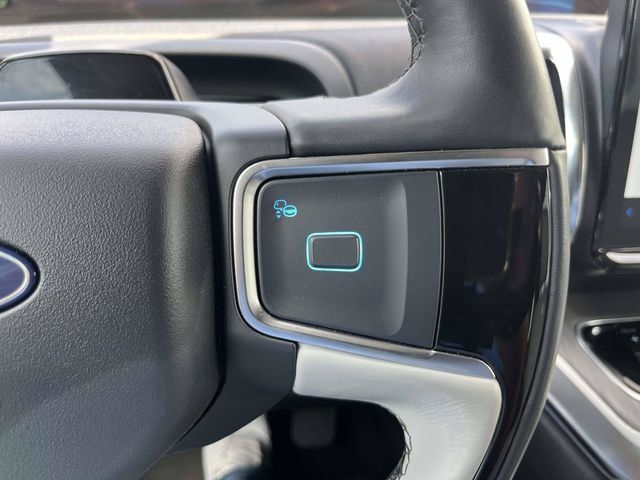 Certified 2025 Ford Expedition Platinum w/ Platinum Ultimate Package AWD/4WD image 22