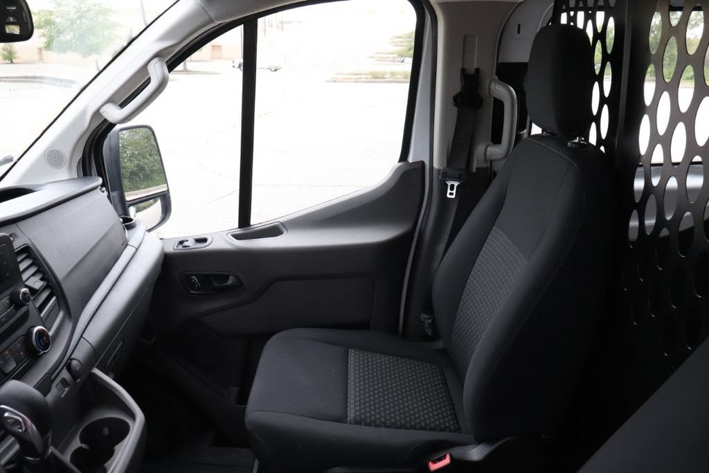 Certified 2025 Ford Transit 250 Low Roof w/ Exterior Upgrade Package RWD image 13